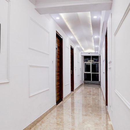 Townhouse Hotel Grand Emporio By Sbg Near Vaishali Metro Station Ghaziabád Exteriér fotografie